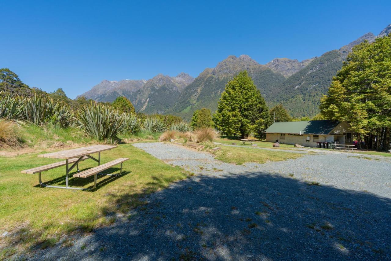 Eglinton Valley Camp Te Anau Downs Εξωτερικό φωτογραφία